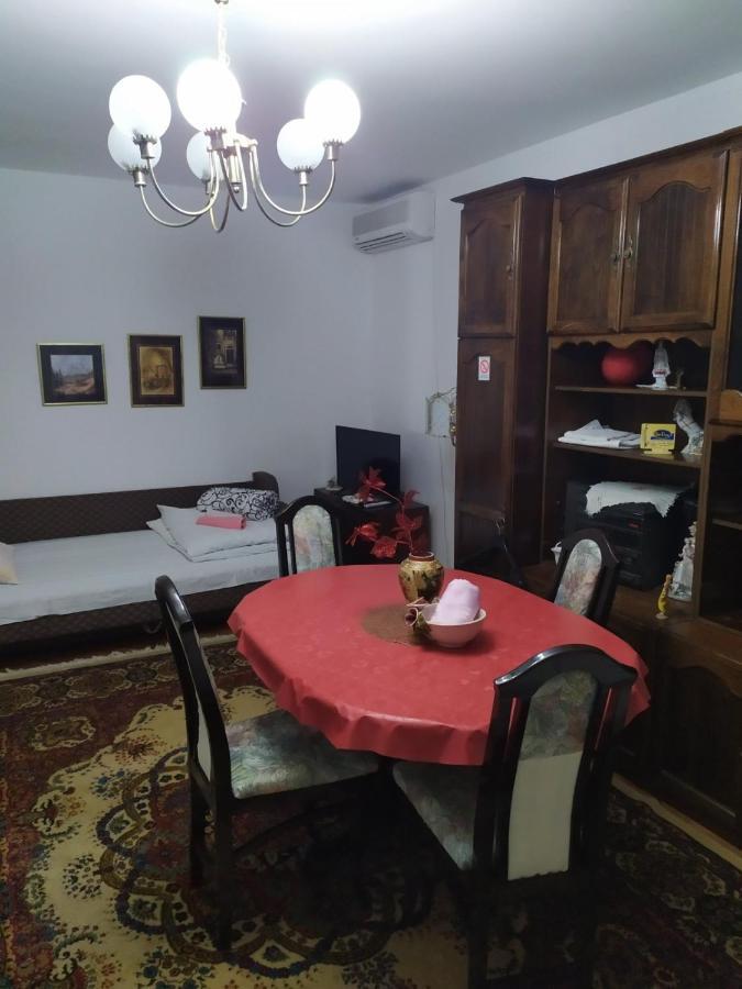 Apartment Ljupka Pančevo エクステリア 写真